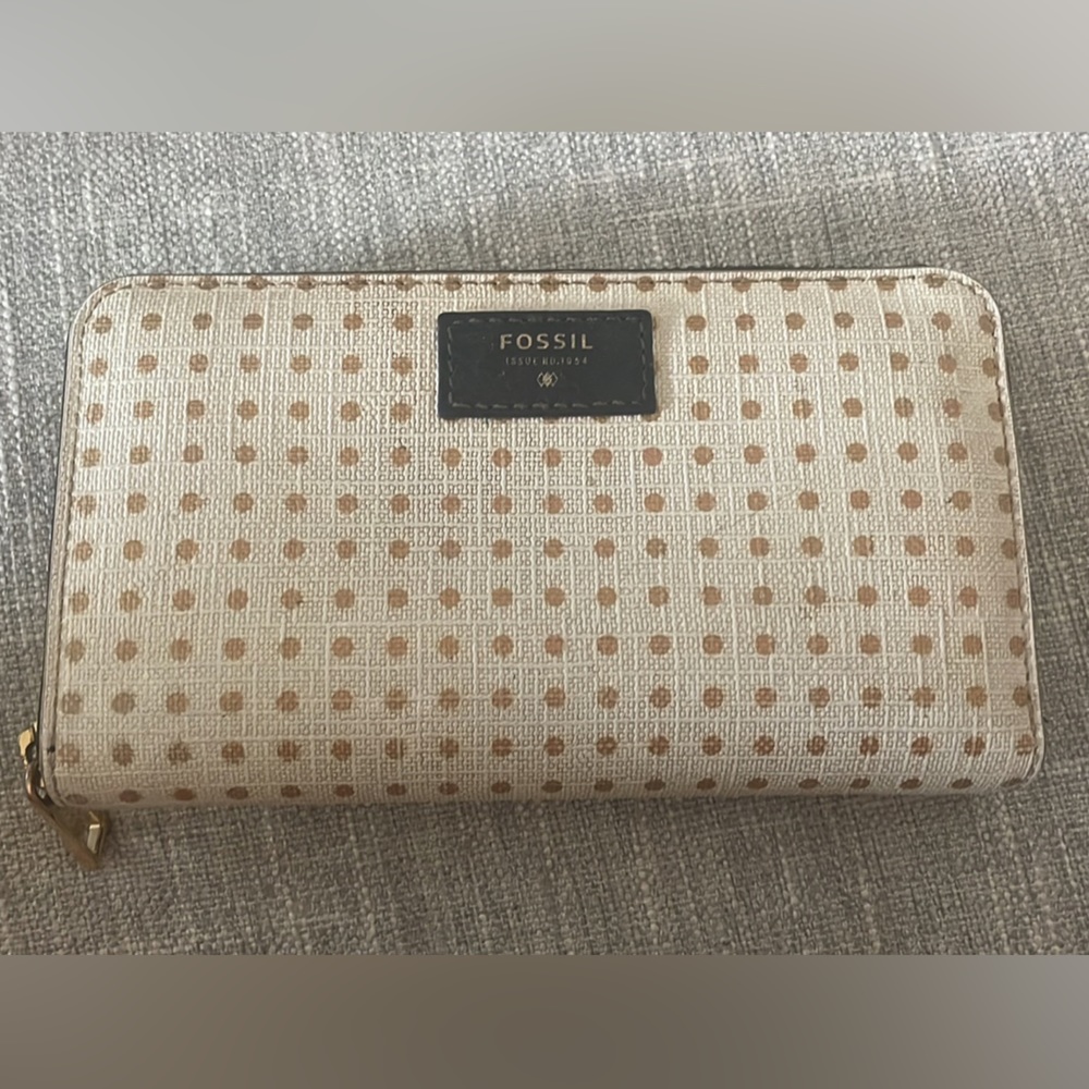 Fossil wallet